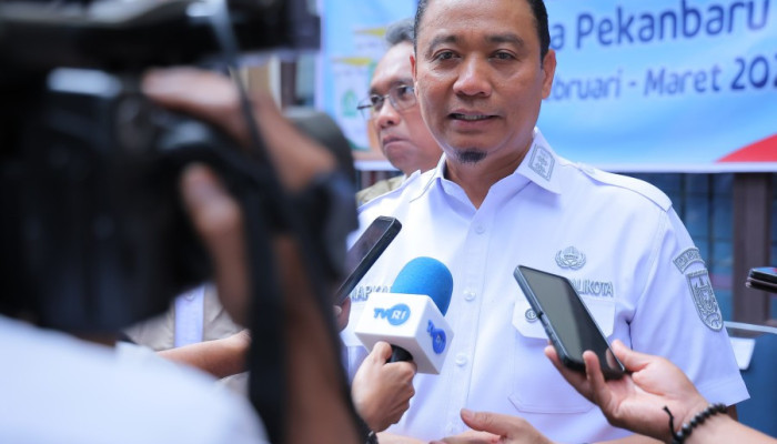 Wawako Pekanbaru Pastikan Pelaksanaan TKA SMP Berjalan Lancar