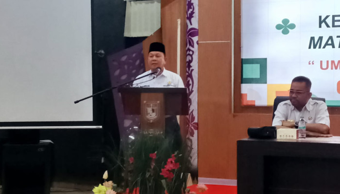 Asisten II Buka Kegiatan Edukasi dan Business Matching UMKM oleh OJK di Pelalawan