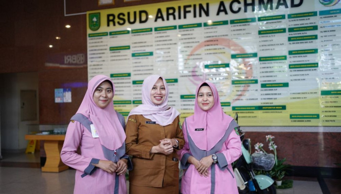 Habis Gelap Terbitlah Terang: Nafas Perjuangan Kartini di Selasar RSUD Arifin Achmad
