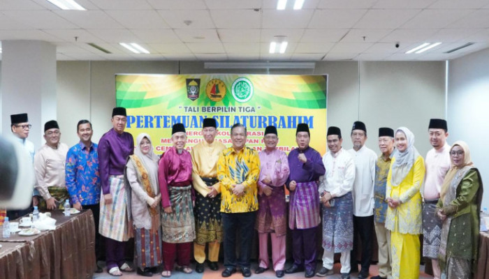 Perkuat Sinergi “Tali Bapilin Tigo”, FKPMR Gelar Silaturahmi Idul Fitri 1447 H