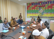 Ikuti Rakor Pengendalian Inflasi dan Evaluasi Program 3 Juta Rumah dan Produk Halal, Wabup Misharti: Pemkab Kampar Siap Dukung Program Nasional