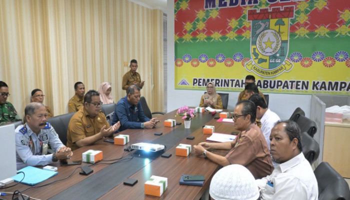 Ikuti Rakor Pengendalian Inflasi dan Evaluasi Program 3 Juta Rumah dan Produk Halal, Wabup Misharti: Pemkab Kampar Siap Dukung Program Nasional