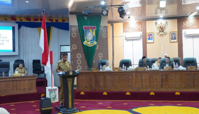 Bupati Ahmad Yuzar Berikan Apresisasi DPRD Kampar Selesaikan Paripurna LKPj Tahun 2025