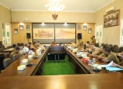 Dorong Percepatan Pembangunan SNT, Wabup Siak Targetkan Hadir di 14 Kecamatan