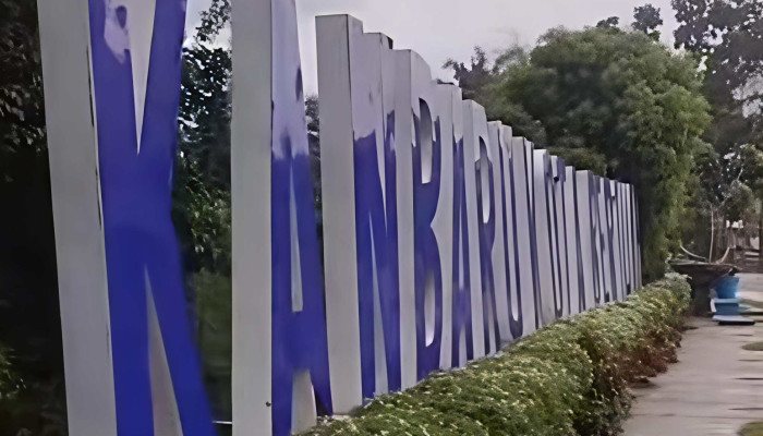 Roboh Diguyur Hujan Deras, Ikon Tulisan “Pekanbaru Bertuah” Diperbaiki DLHK