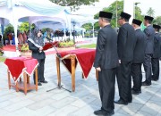 Pertama Kali Terapkan Manajemen Talenta, Pemkab Siak Lantik Empat Putra Daerah Jadi Kadis di Depan Istana Siak