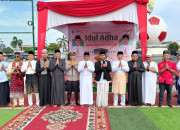 Bupati Zukri Laksanakan Sholat Idul Adha 1447 H di Lapangan Mini Soccer, Ajak Masyarakat Tanamkan Nilai Kebersamaan dan Gotong Royong