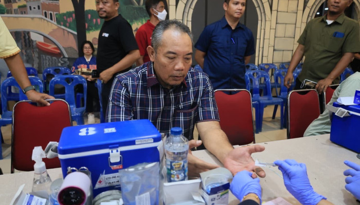 Pemko Pekanbaru Apresiasi Aksi Donor Darah di HUT Ke-50 Tahun BKGR