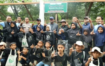 Gelar Sekolah Alam Bakau, Pokmas Laskar Mandiri Berhasil Cetak Generasi Penjaga Pesisir di Siak