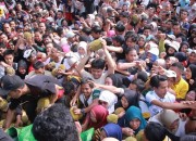 Padati Area CFD Sudirman, Ratusan Ribu Orang Hadiri Festival Talam Durian HUT ke-242 Pekanbaru