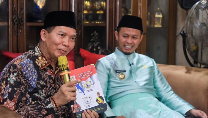 HUT ke-242 Kota Pekanbaru, Wako Agung Anjangsana Ke Kediaman Kepala Daerah Terdahulu