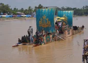 Kapal Harimau Buas Meriahkan Pawai Perahu Hias MTQ Riau, Angkat Spirit Al-Qur’an dalam Perjuangan Sultan Siak