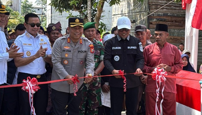 Bersama Wabup, Bupati Hadiri Peresmian Jembatan Merah Putih Presisi di Desa Rangsang