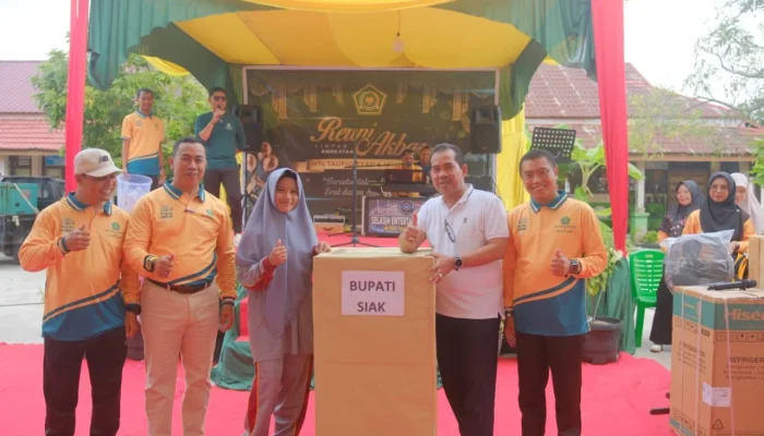 Kenang Jejak Pendidikan Islam Masa Kesultanan Siak, Alumni MTs Taufiqiyah dan MTs N 1 Siak Gelar Reuni Akbar