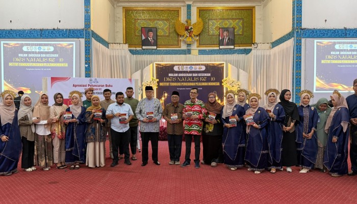 Asisten I Hadiri Malam Anugerah dan Kesenian Dies Natalis ke-10 ITP2I