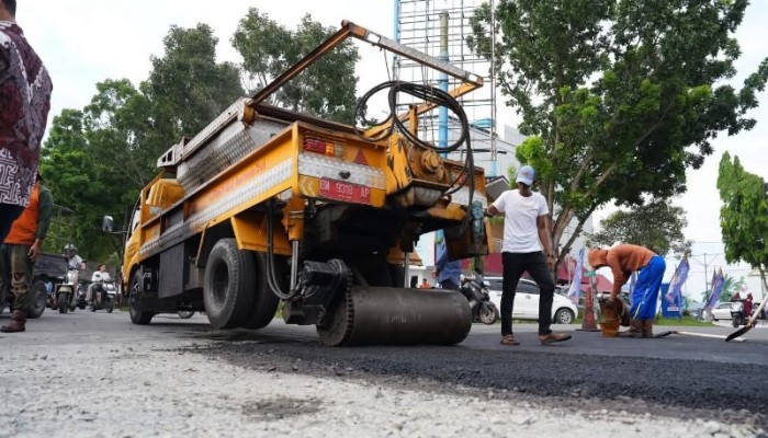 Pemko Pekanbaru Genjot Pengaspalan 23 Kilometer Jalan, Akses Warga Makin Lancar