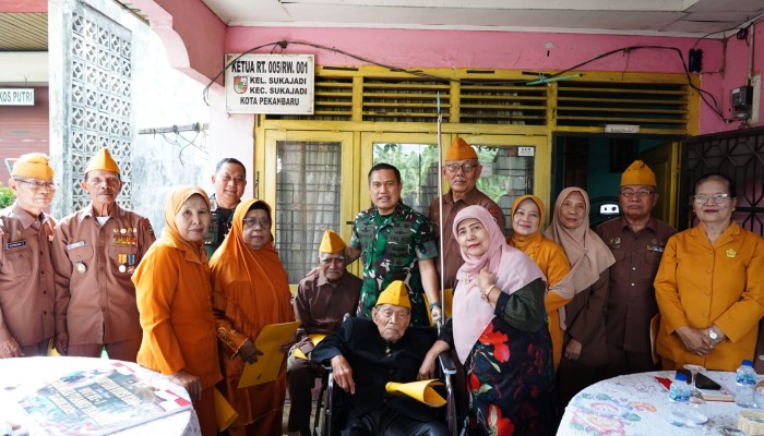 Kodam XIX Tuanku Tambusai Berikan Santunan dan Kursi Roda kepada Veteran Pejuang Bangsa