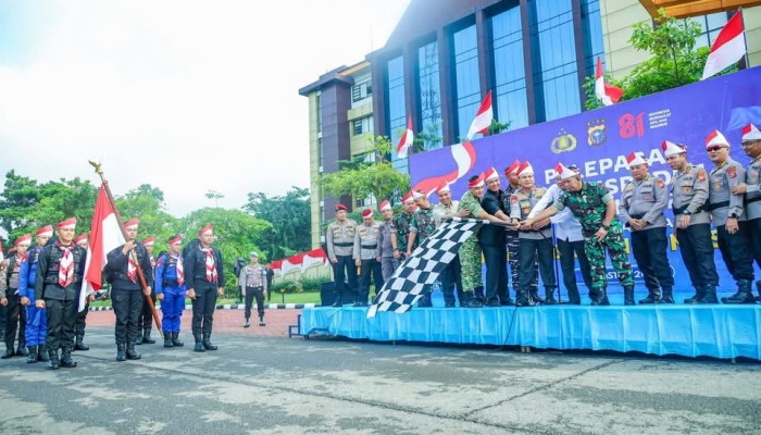 Wawako Pekanbaru Ikuti Pelepasan Tim Ekspedisi Merah Putih Polda Riau