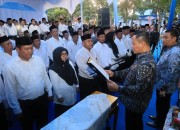 Wako Agung Kukuhkan Ketua RT dan RW Terpilih se-Kecamatan Tenayan Raya