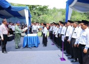 Wali Kota Kukuhkan 36 Ketua RT-RW dan Pengurus Dasa Wisma di Kecamatan Rumbai Barat