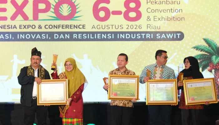 Terima Sawit Indonesia Expo Award 2026, Komitmen Bupati Afni Lindungi Stabilitas Harga Sawit dan Kesejahteraan Petani Sawit