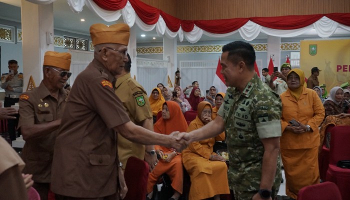 Sagu Hati untuk Pejuang, Pangdam XIX/Tuanku Tambusai Hadir dalam Ramah Tamah Veteran di Riau