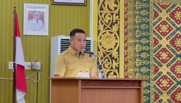 Wakil Bupati Pelalawan Hadiri Rapat Paripurna Pengambilan Keputusan Ranperda Pertanggungjawaban Pelaksanaan APBD Tahun Anggaran 2025