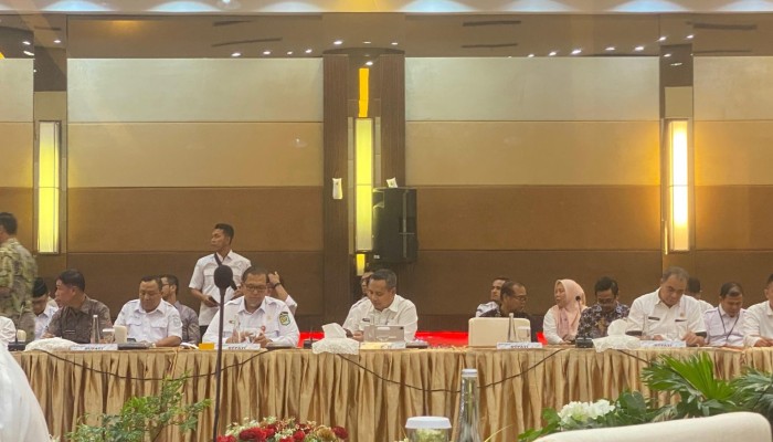 Sekda Pelalawan Hadiri Pertemuan Dengan Komisi II DPR RI, Bahas Pengelolaan Aset Daerah
