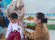 Puskesmas Kerumutan Taja Imunisasi MR Bagi Anak Kelas 1 SD dan Imunisasi HPV Khusus Perempuan kelas 5 SD