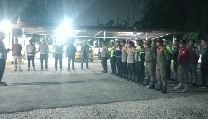 Plt Camat Rudiyanto, SE, MM Bersama Satpol PP Polsek Pangkalan Kuras dan Satlantas Polres Pelalawan Gelar Razia Balap Liar di Jalan Lintas Timur