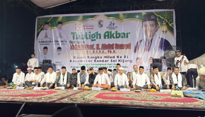 Bupati Pelalawan Hadiri Tabligh akbar dalam Rangka HUT Bandar Sekijang yang ke 21